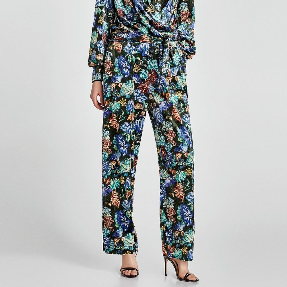 Zara velvet floral print wide leg pants size small